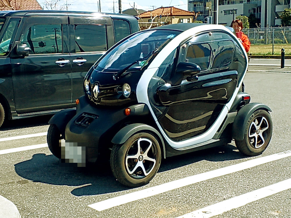 ルノー トゥイージー